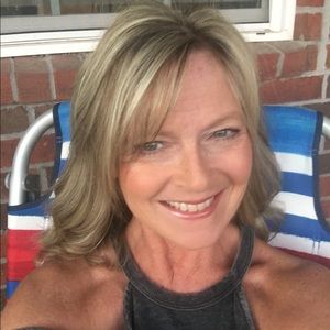 Meet your Posher, Stacy